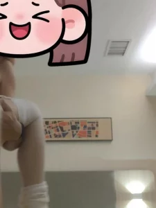 验证申请自拍达人，抱起展示（固定视角）