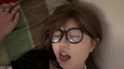 有完整女仆装眼镜母狗口交后操